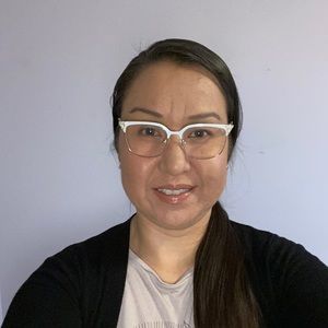 Meet your Posher, Crystal